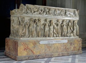 Sarkofagi, jossa on yhdeksän muusan friisi, noin 160 jKr (marmori) (katso myös 33159)